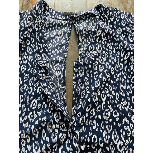 Banana Republic Womens Blouse Size Medium Open Back Business Casual - Picture 4 of 9